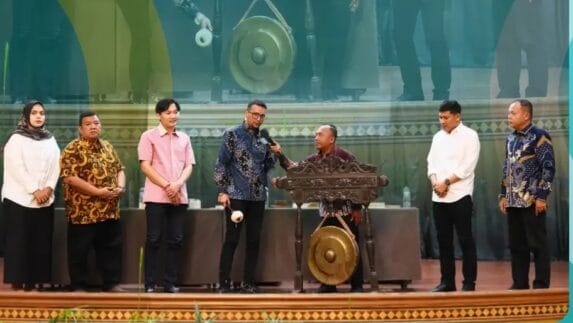 Bupati Labusel Buka Raker DPRD Tahun 2026 Dalam Rangka Penyusunan Program Kerja Sidang 2027