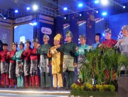 Petikan Gambus Rico Waas Resmi Buka GEMES IX, Tegaskan Komitmen Lestarikan Budaya Melayu sebagai Identitas dan Kebanggaan Kota Medan