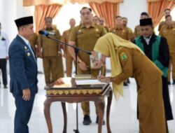 Bupati Palas Lantik 52 Pejabat Administrator dan Pengawas