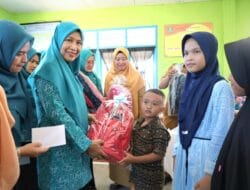 Ketua TP PKK Madina Kunjungi Desa Sikara-Kara II, Dorong Raih Tertib Administrasi Tingkat Sumut