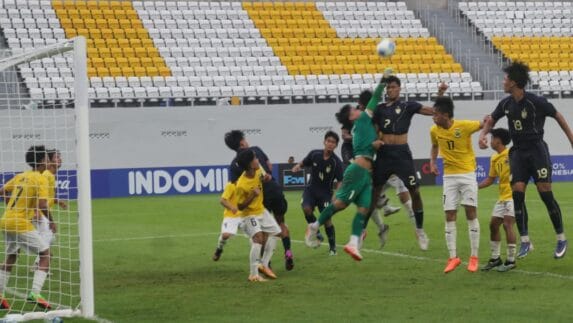 Timnas Thailand U- 19 Pesta Gol  Bantai Brunai Darussalam dengan Skor 9- 0
