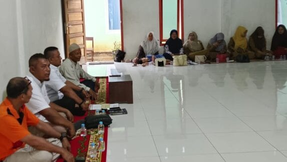 Pembina Yayasan AT-TAQWA Disomasi, Orang Tua Santri Ancam Tarik Anak Jika Wiyono Digeser