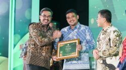 Bobby Nasution Terima Penghargaan Adinata Syariah