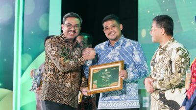 Bobby Nasution Terima Penghargaan Adinata Syariah