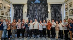 Rico Waas Ajak Dunia Usaha Lindungi Pekerja Rentan