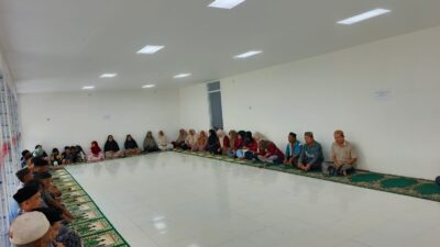 Demi Kemajuan dan Kesejahteraan Desa Warga Air Pinang Panjatkan Doa Saat Berlangsungnya Syukuran di KDKMP
