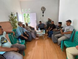 Didampingi Kuasa Hukum, Pendiri Serahkan Susunan Organ Yayasan At-Taqwa Sinunukan V ke Kepala Desa